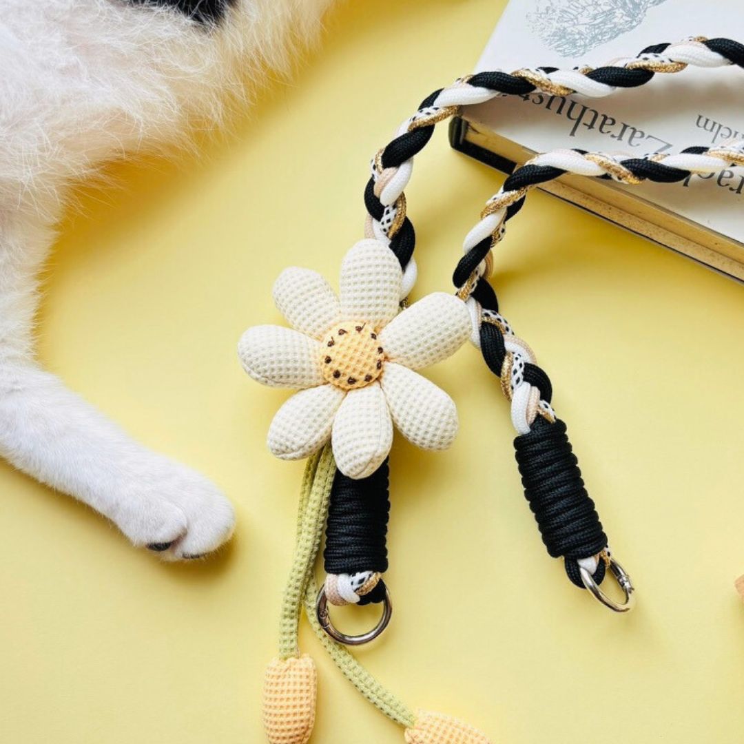 Cabuné | The Sakura Haze Artisan Phone Lanyard