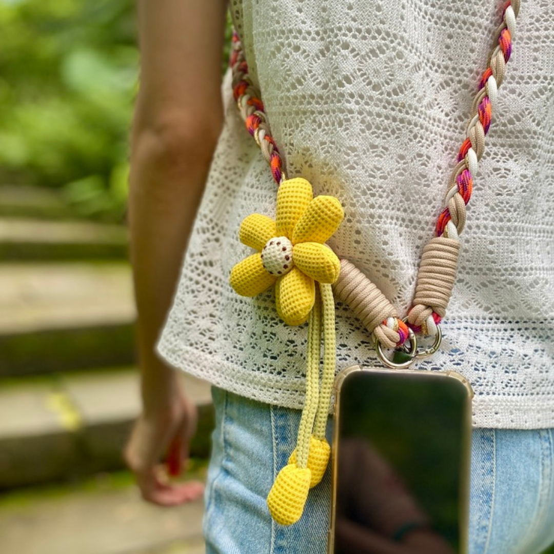 Cabuné | The Sakura Haze Artisan Phone Lanyard